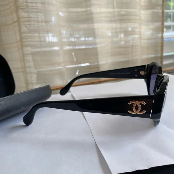 Chanel Black Sunglasses with Gold CC logo Accents - Picture 2 of 8